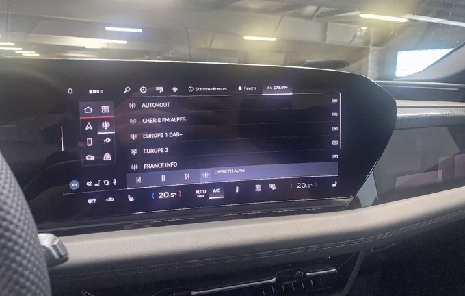 AUDI A6 E-TRON Avant Performance S line photo 16 2130779