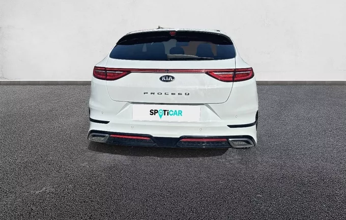 KIA PROCEED 1.6 CRDi 136 ch ISG BVM6 GT Line extérieur trois quart arrière droit 946367