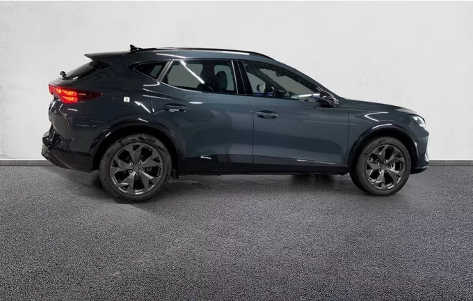 CUPRA FORMENTOR eHybrid 204 ch DSG6 V extérieur côté droit 2129052