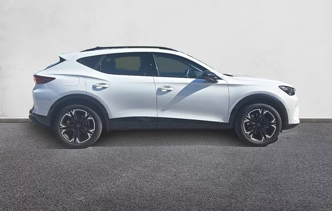 CUPRA FORMENTOR eHybrid 204 ch DSG6 V extérieur côté droit 1248