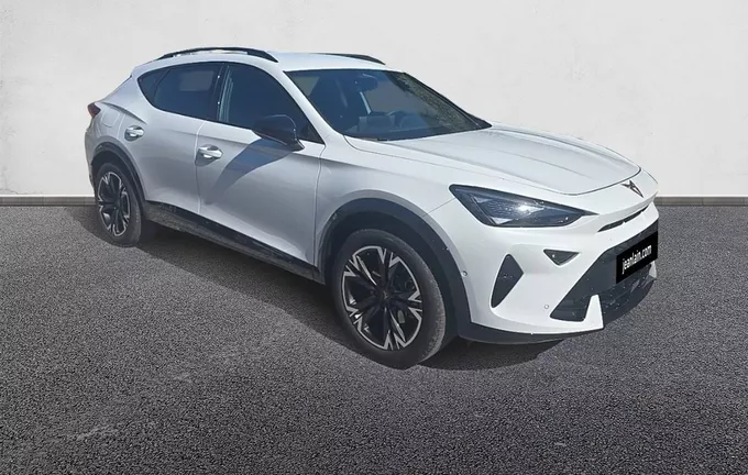 CUPRA FORMENTOR eHybrid 204 ch DSG6 V extérieur trois quart avant droit 1248