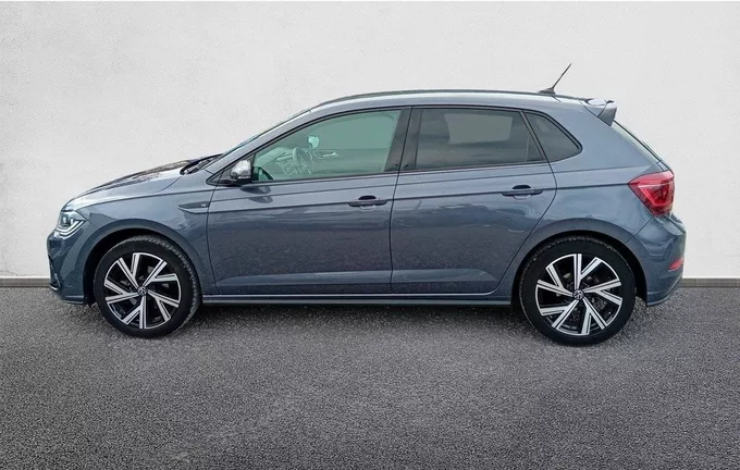 VOLKSWAGEN POLO 1.0 TSI 116 S&S DSG7 R-Line extérieur trois quart arrière gauche 560150