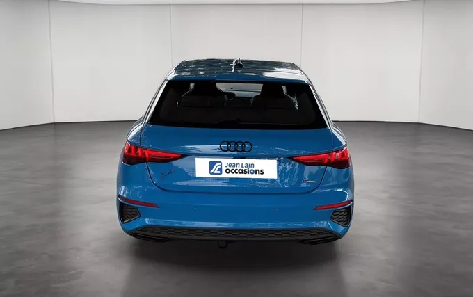 AUDI A3 Berline 40 TFSI 190 S tronic 7 Quattro S Line extérieur arrière 2132505