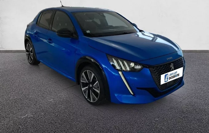 PEUGEOT 208 PureTech 130 S&S EAT8 GT Line extérieur trois quart avant droit 560705