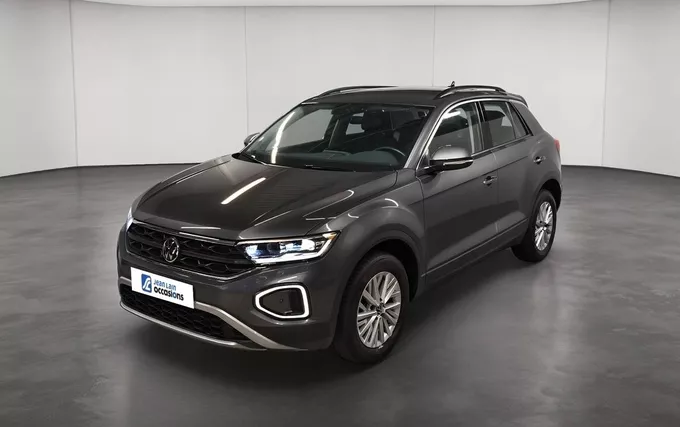 VOLKSWAGEN T-ROC 1.0 TSI 110 Start/Stop BVM6 Life extérieur trois quart avant gauche 2132692