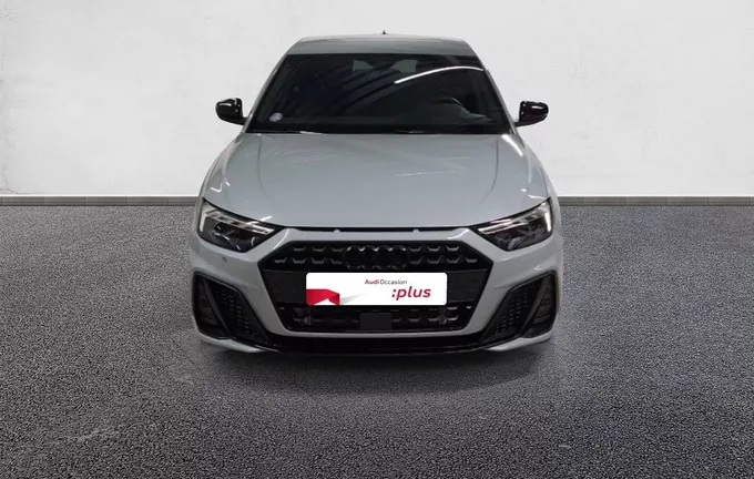 AUDI A1 Sportback 30 TFSI 116 ch S tronic 7 Black Edition extérieur avant 2132486