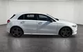 Miniature MERCEDES CLASSE A 200 7G-DCT AMG Line extérieur côté droit 213677