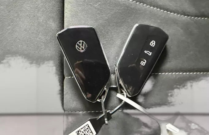 VOLKSWAGEN T-ROC 1.5 eTSI EVO2 Hybrid 150 ch DSG7 Style photo 19 1665