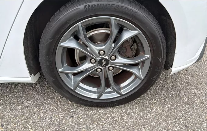 FORD FOCUS 1.0 EcoBoost 125 S&S ST Line photo 12 213323