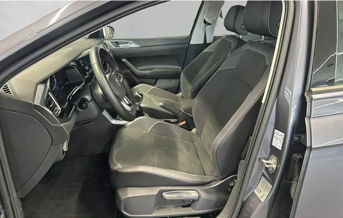VOLKSWAGEN POLO 1.0 TSI 95 S&S BVM5 Style extérieur trois quart arrière droit 2129397