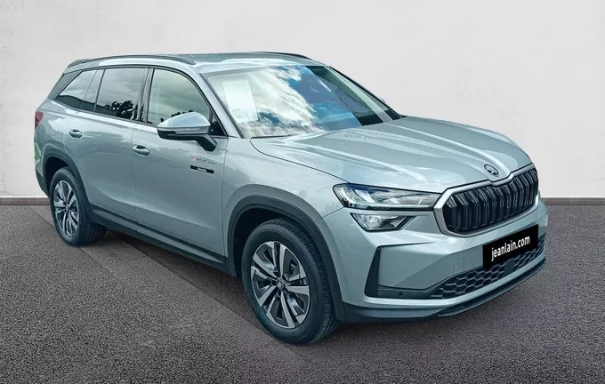 SKODA KODIAQ 1.5 TSI 204 ch PHEV DSG6 5pl Selection extérieur trois quart avant droit 3060