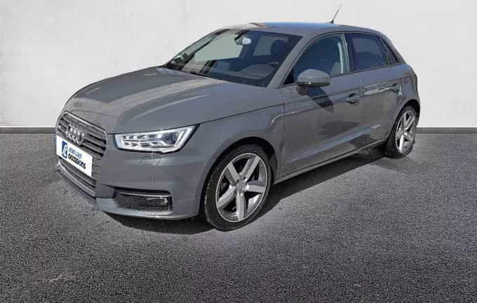 AUDI A1 Sportback 1.0 TFSI ultra 95 Ambiente extérieur trois quart avant gauche 560331