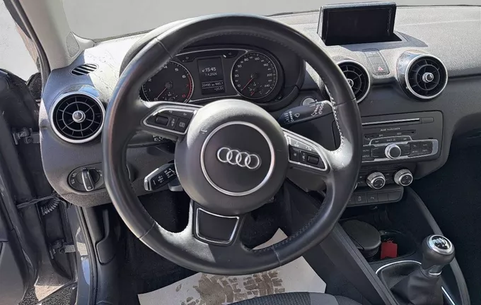 AUDI A1 Sportback 1.0 TFSI ultra 95 Ambiente photo 12 560331