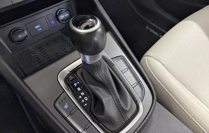 HYUNDAI KONA Hybrid 141 Executive photo 13 13999