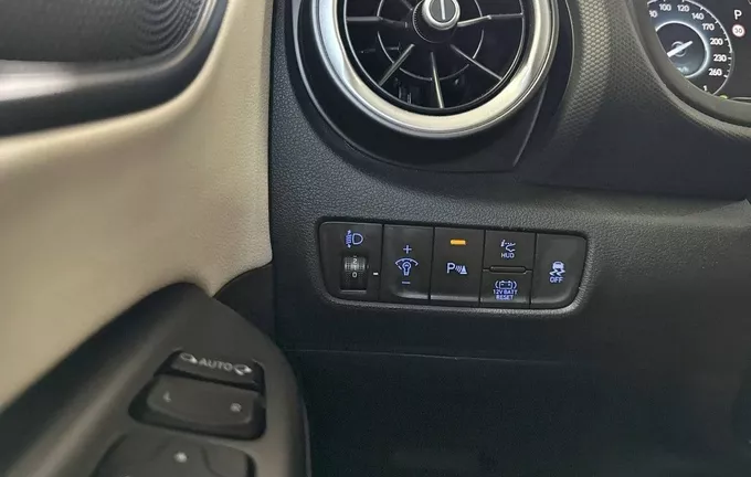 HYUNDAI KONA Hybrid 141 Executive photo 19 13999
