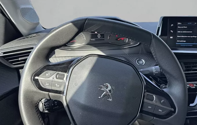 PEUGEOT 208 BlueHDi 100 S&S BVM6 Allure photo 12 2131030