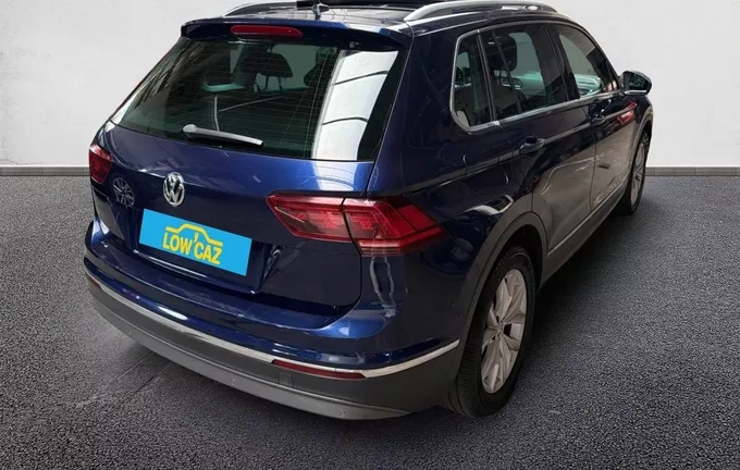 VOLKSWAGEN TIGUAN 2.0 TDI 150 DSG7 4Motion Carat extérieur trois quart arrière droit 213299