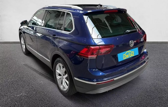 VOLKSWAGEN TIGUAN 2.0 TDI 150 DSG7 4Motion Carat extérieur trois quart arrière gauche 213299