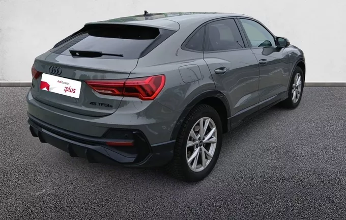 AUDI Q3 Sportback 45 TFSIe 245 ch S tronic 6 S line extérieur trois quart arrière droit 2118486