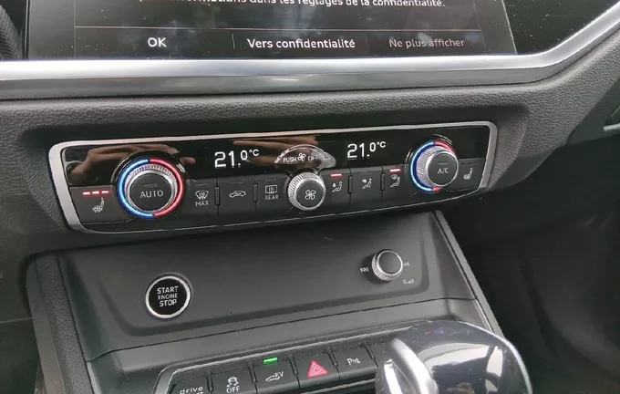 AUDI Q3 Sportback 45 TFSIe 245 ch S tronic 6 S line photo 14 2118486