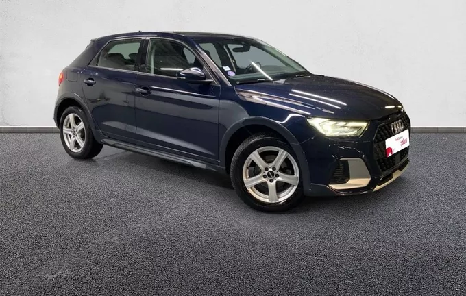 AUDI A1 Citycarver 30 TFSI 110 ch S tronic 7 Design extérieur trois quart avant droit 2127660