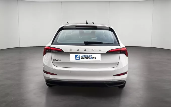SKODA SCALA 1.0 TSI Evo 110 ch DSG7 Business extérieur arrière 2132170