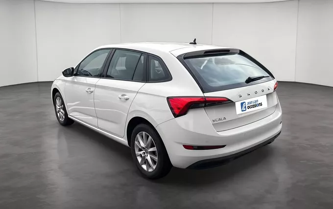 SKODA SCALA 1.0 TSI Evo 110 ch DSG7 Business extérieur trois quart arrière gauche 2132170