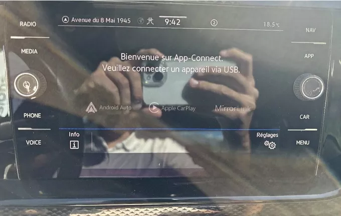 VOLKSWAGEN POLO 1.0 TSI 95 S&S BVM5 Life Plus photo 19 2131184