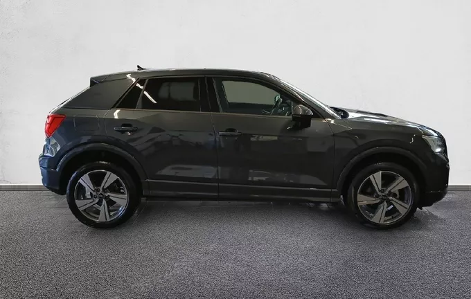 AUDI Q2 35 TFSI 150 S tronic 7 Design extérieur côté droit 2125106