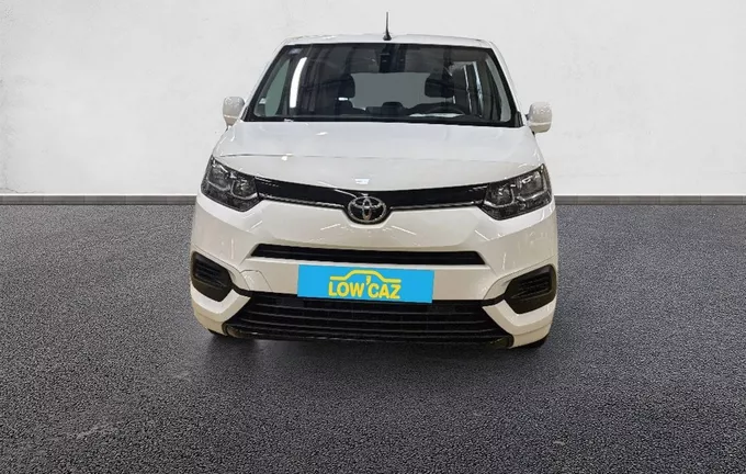 TOYOTA PROACE City Verso Medium 1.2L 110 VVT-i BVM6 Dynamic extérieur avant 213505