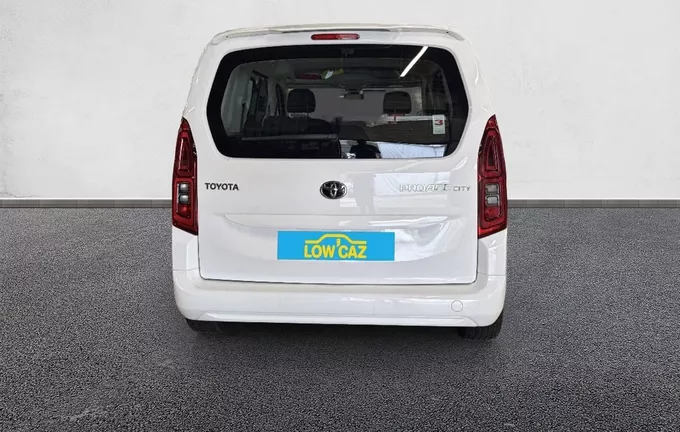 TOYOTA PROACE City Verso Medium 1.2L 110 VVT-i BVM6 Dynamic extérieur arrière 213505