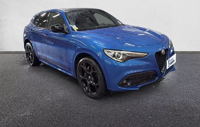 ALFA ROMEO STELVIO 2.2 210 ch Q4 AT8 Veloce extérieur trois quart avant droit 2129034
