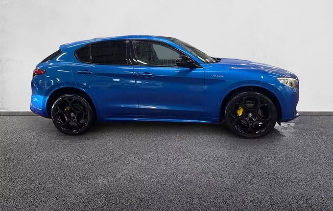ALFA ROMEO STELVIO 2.2 210 ch Q4 AT8 Veloce extérieur côté droit 2129034