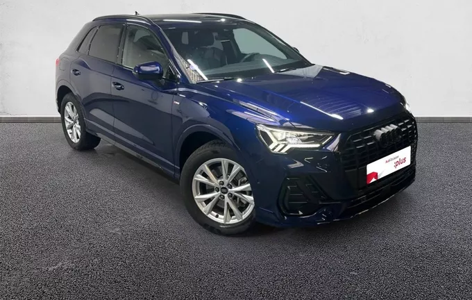 AUDI Q3 45 TFSIe 245 ch S tronic 6 S line extérieur trois quart avant droit 2130686