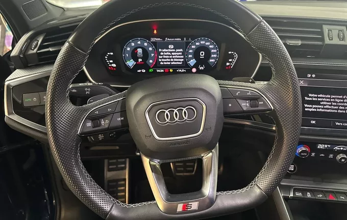 AUDI Q3 45 TFSIe 245 ch S tronic 6 S line photo 12 2130686