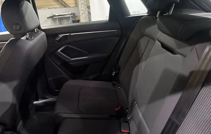 AUDI Q3 45 TFSIe 245 ch S tronic 6 S line photo 17 2130686