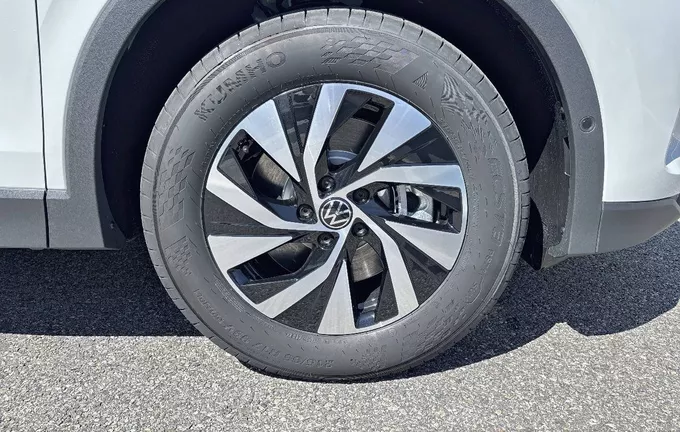 VOLKSWAGEN TIGUAN 1.5 eHybrid 204ch DSG6 VW Edition photo 9 5447