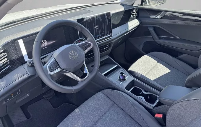VOLKSWAGEN TIGUAN 1.5 eHybrid 204ch DSG6 VW Edition photo 11 5447