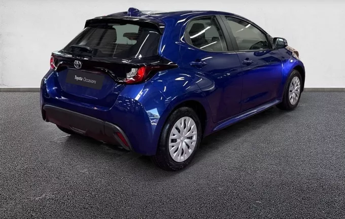 TOYOTA YARIS Hybride 116h Dynamic extérieur trois quart arrière droit 1103365