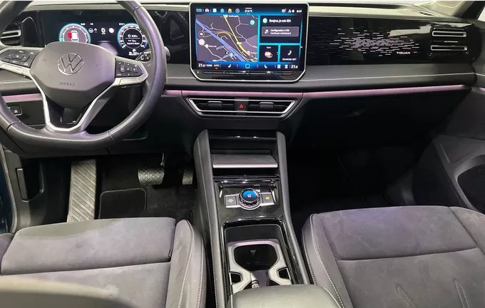 VOLKSWAGEN TIGUAN 1.5 eTSI 150ch DSG7 Elegance extérieur trois quart avant droit 2132324