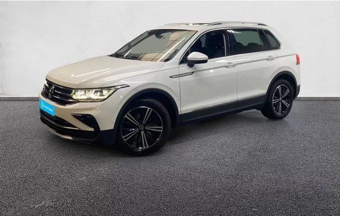 VOLKSWAGEN TIGUAN 1.5 TSI 150ch DSG7 Elegance extérieur trois quart avant gauche 2130515