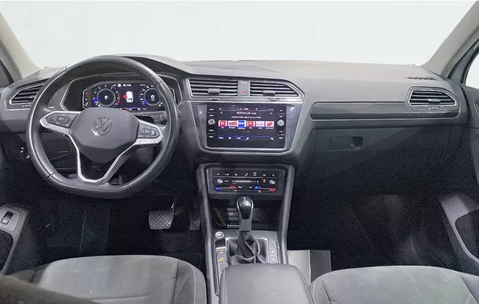 VOLKSWAGEN TIGUAN 1.5 TSI 150ch DSG7 Elegance extérieur trois quart avant droit 2130515