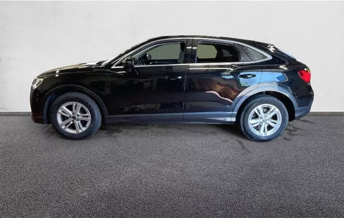 AUDI Q3 Sportback 35 TFSI 150 ch S tronic 7 Business line extérieur trois quart arrière gauche 3015018
