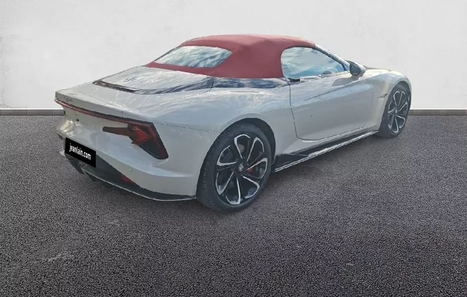 MG CYBERSTER 77kWh - 375 kW 4WD extérieur trois quart arrière droit 7103