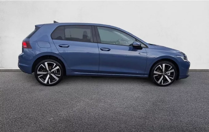 VOLKSWAGEN GOLF 1.5 eHybrid 204 DSG6 VW Edition extérieur côté droit 460221