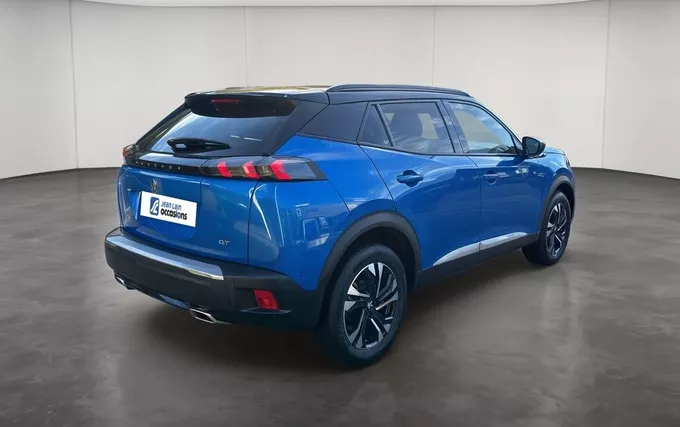 PEUGEOT 2008 PureTech 130 S&S EAT8 GT extérieur trois quart arrière droit 2132862