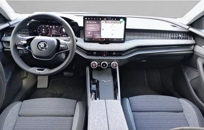 SKODA SUPERB Combi 1.5 TSI mHEV 150 ch ACT DSG7 Selection extérieur trois quart avant droit 5931