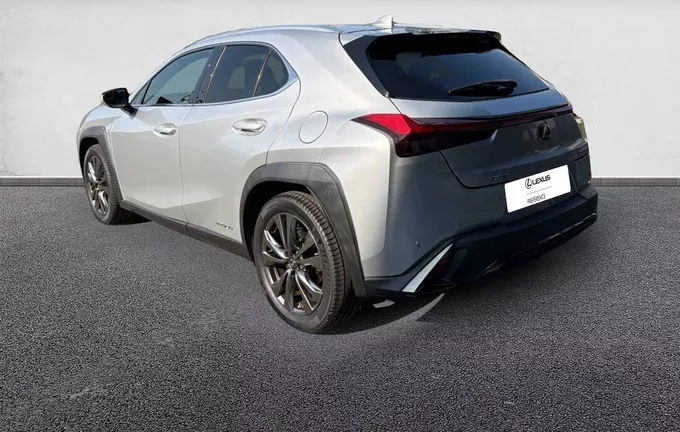 LEXUS UX 250h 2WD F SPORT extérieur trois quart arrière gauche 1103709