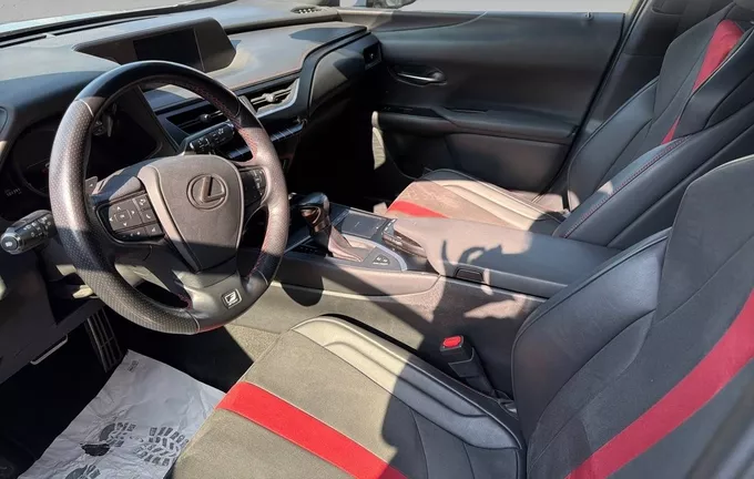 LEXUS UX 250h 2WD F SPORT photo 11 1103709
