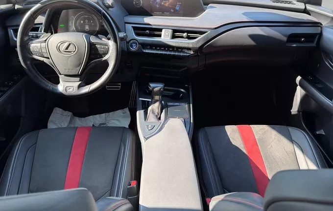 LEXUS UX 250h 2WD F SPORT photo 18 1103709